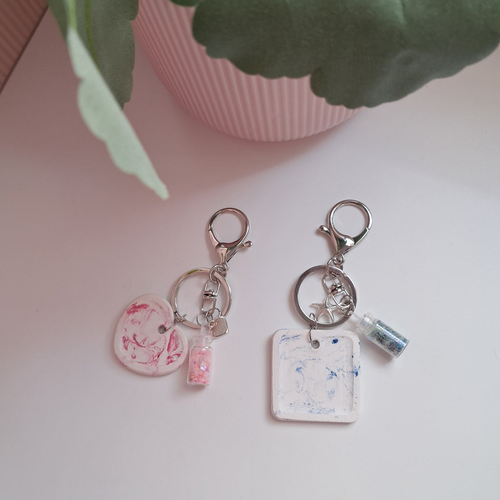 mini aroma diffuser keychain 